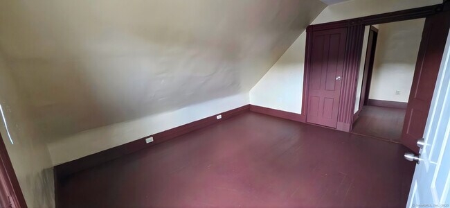 Building Photo - 186 Farren Ave