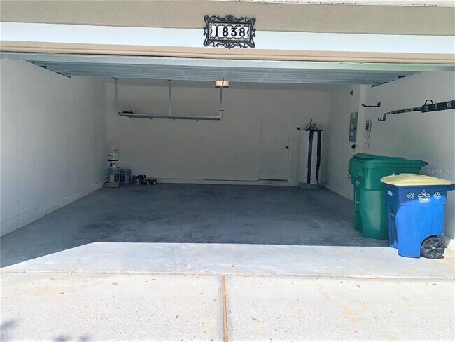 Building Photo - 1838 Portcastle Cir