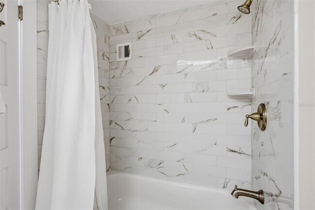 Building Photo - 1460 Gulf Blvd