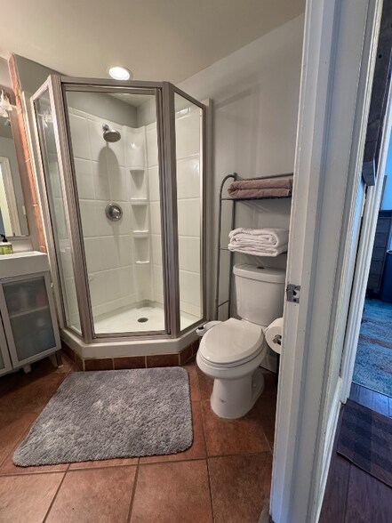 Building Photo - 209 East St