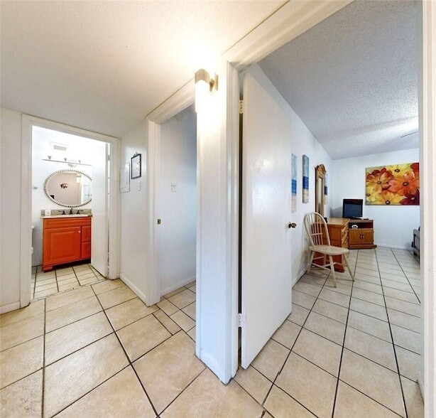 Building Photo - 15005 Windward Dr