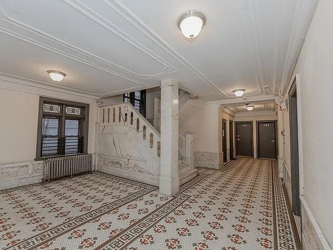 Building Photo - 50 Reservoir Ave