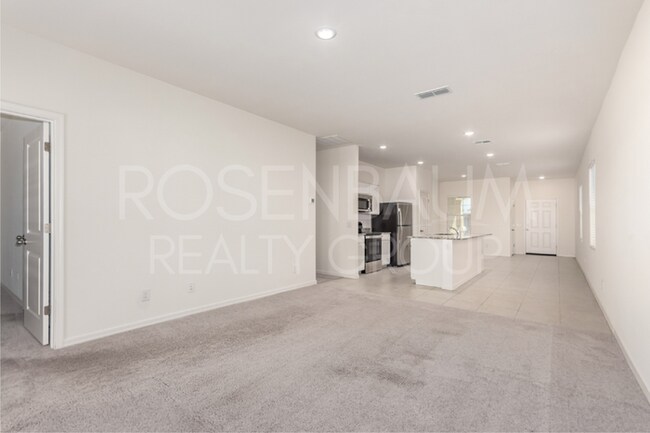 Building Photo - 47662 W Mellen Ln