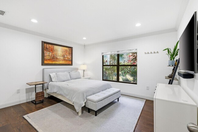 Building Photo - 2835 Polo Island Dr