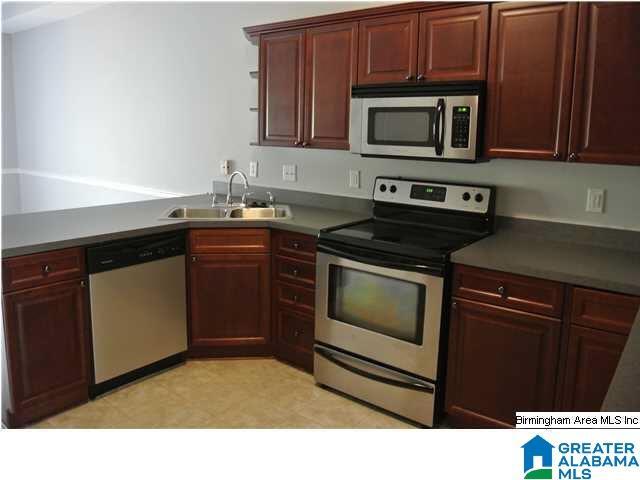 Building Photo - 1033 Ashwood Dr