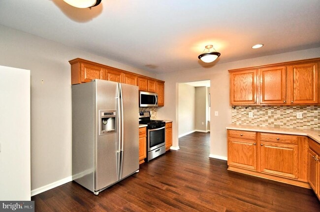 Building Photo - 1055 Balley Dr