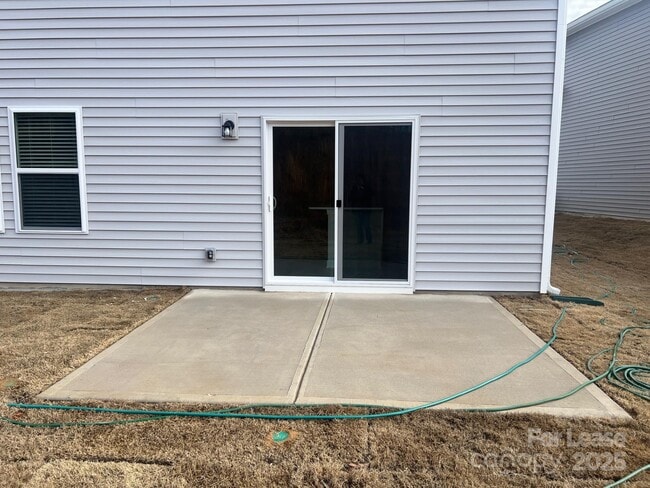 Building Photo - 1241 30th St Ln NE