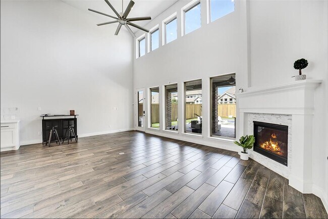 Building Photo - 15014 Little Fox Canyon Tr