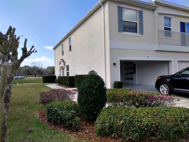 Building Photo - 817 Ashentree Dr