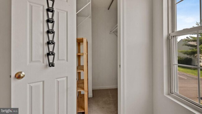 Building Photo - 11011 Coreys Way