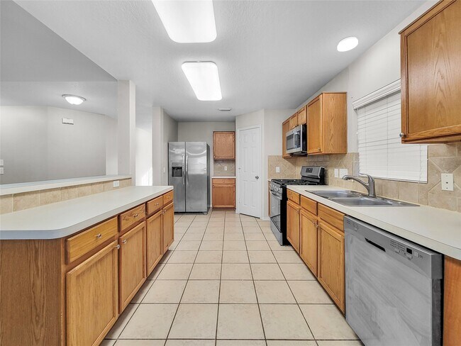 Building Photo - 14954 Sugar Sweet Dr
