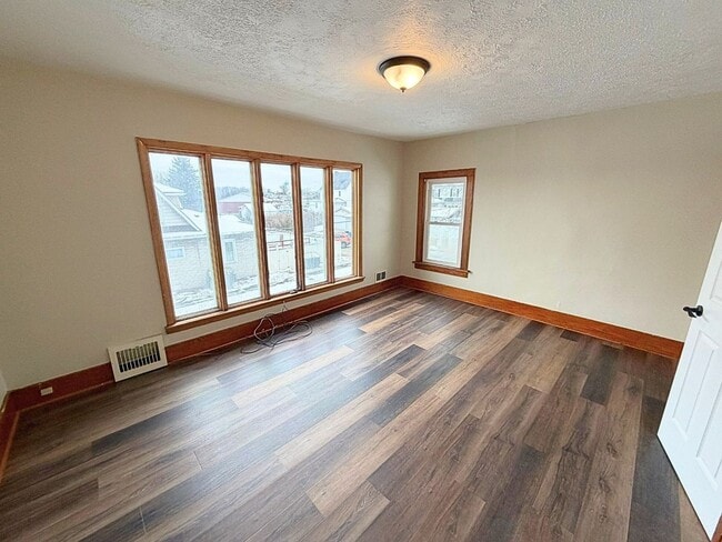 Building Photo - Single Family Home on Marland Heights for Rent