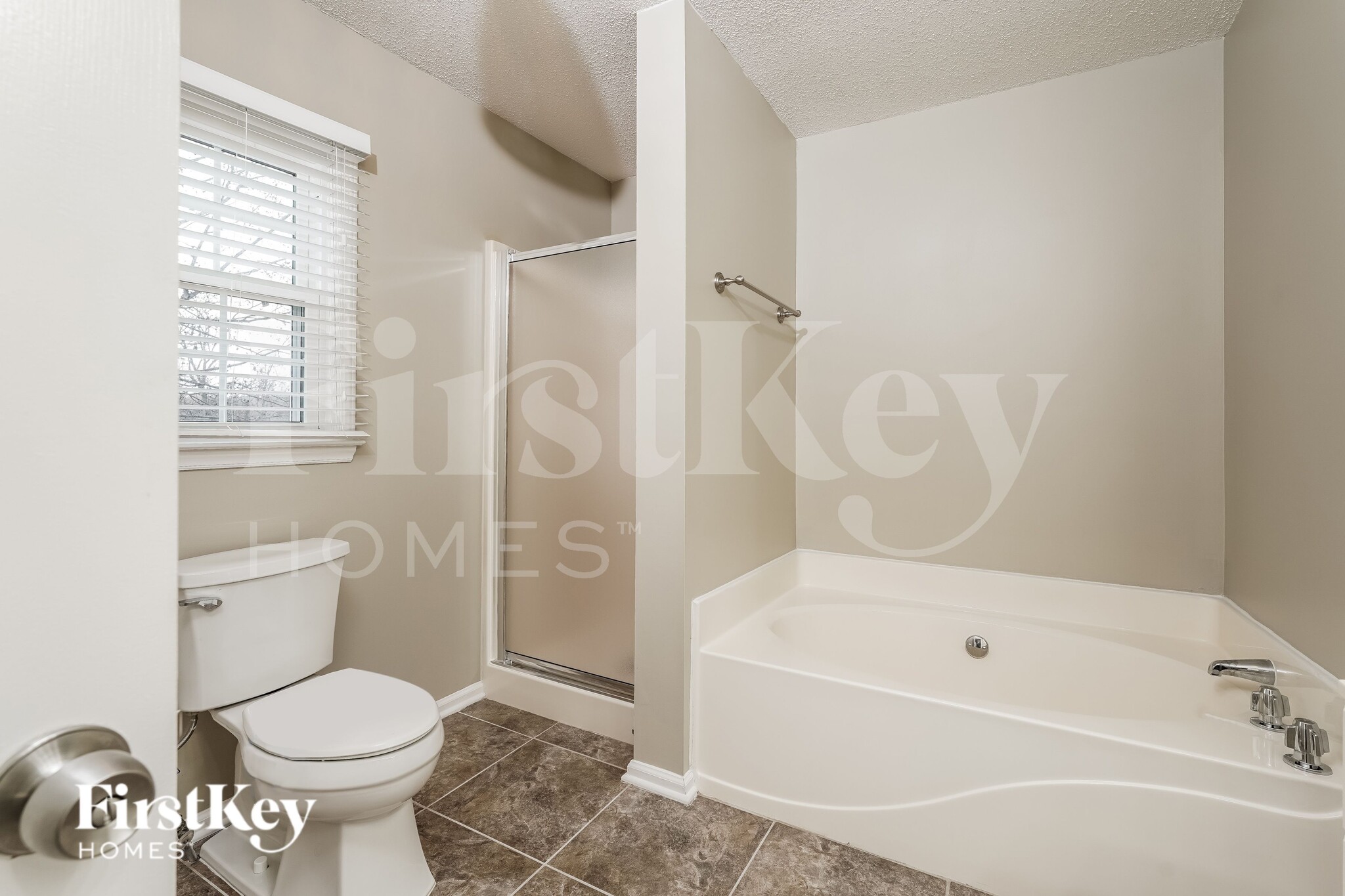 Building Photo - 4512 Princess Dr
