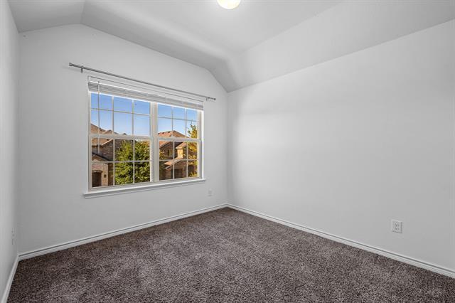 Building Photo - 2225 Barx Dr