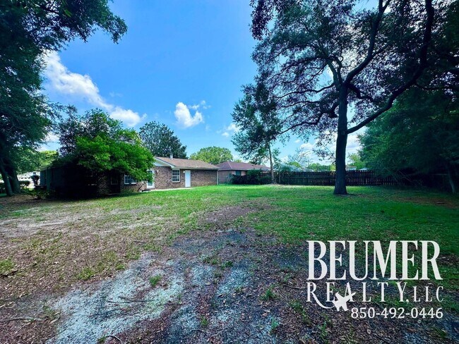 Building Photo - 12295 Havburg Dr