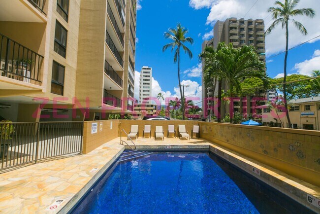 Building Photo - 250 ?Ohua Ave