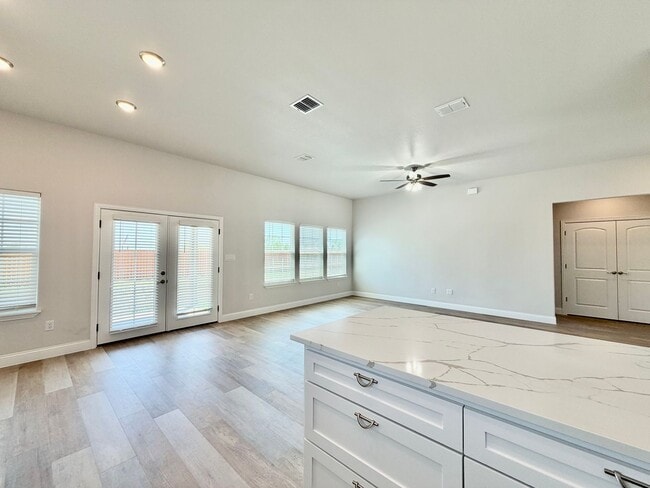 Building Photo - Brand New Showstopper!