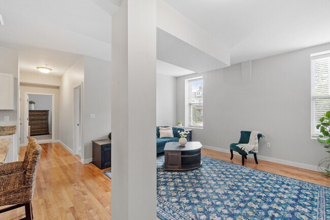 Building Photo - 99 Essex St