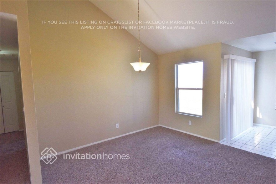 Building Photo - 7400 Nye Dr