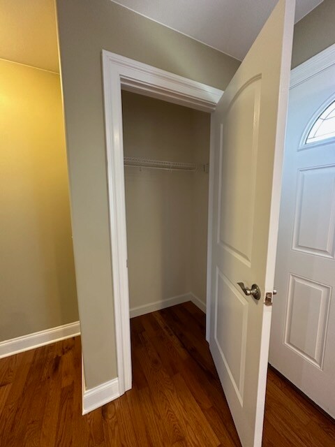 Building Photo - 162 Cortland Dr