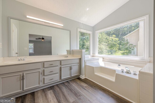 Building Photo - 5458 Winslow Crossing N