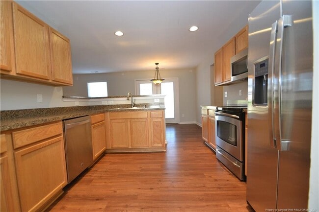 Building Photo - 501 Birchtree Valley Ct