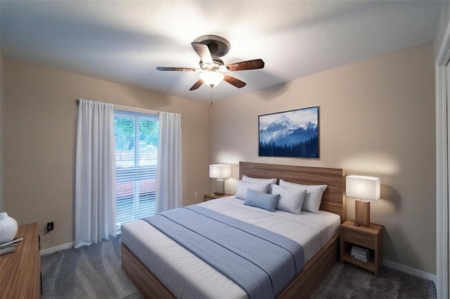Building Photo - 16106 Golden Sands Dr