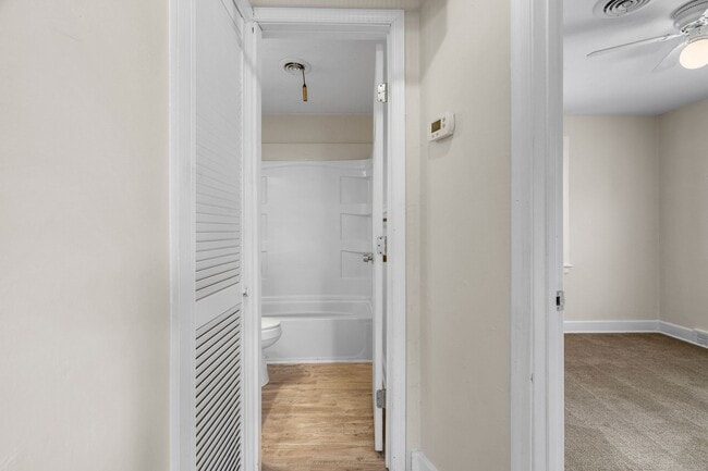 Building Photo - Portsmouth 2 bedroom -Ready Now