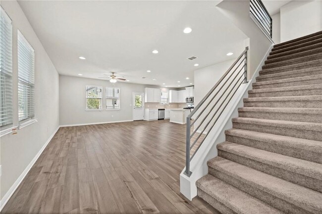 Building Photo - 10025 Dawn Pearl Dr