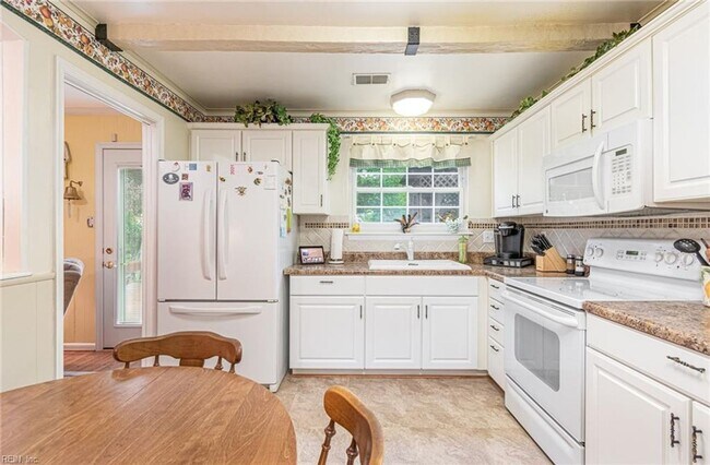 Building Photo - Ranch Home for Rent — $2,500/Month | $2,50...