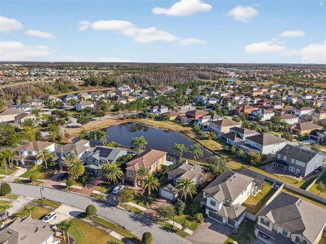 Building Photo - 3970 Aldea Way