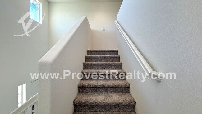 Building Photo - 10732 Quarter Horse Ave