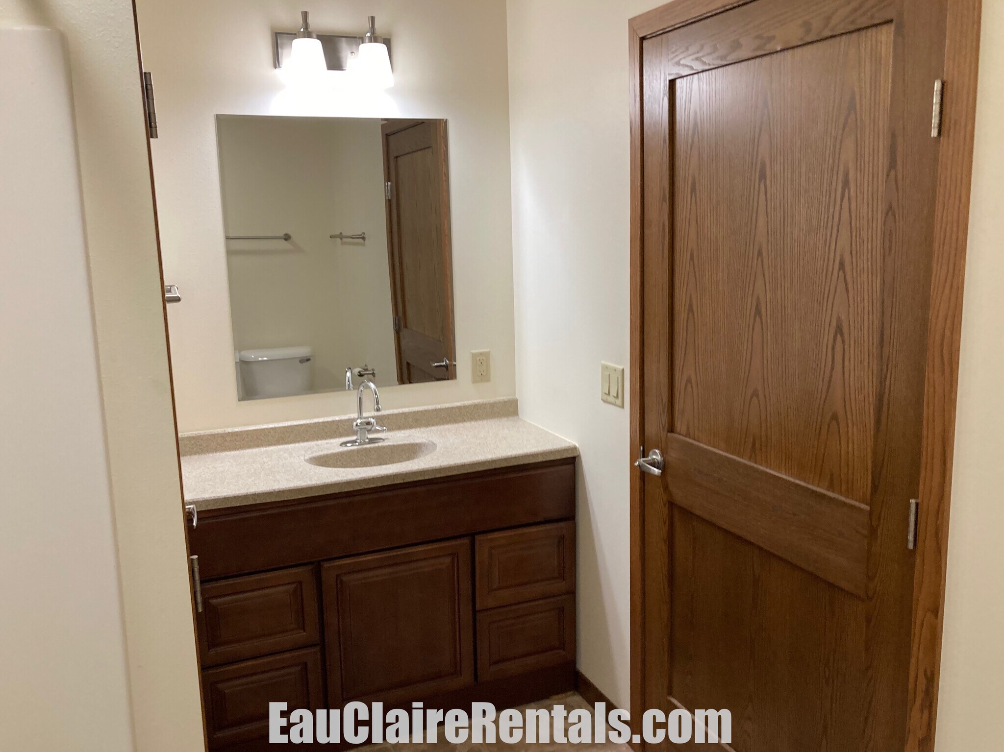 Vanity - 405 Wisconsin St