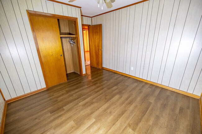 Building Photo - 2624 LA-1