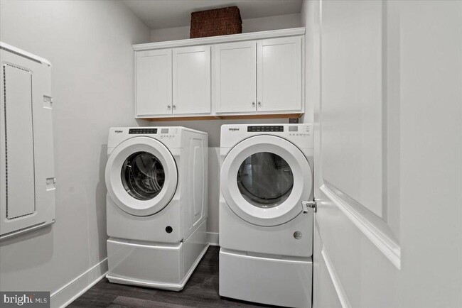 Building Photo - 106 St Ives Pl