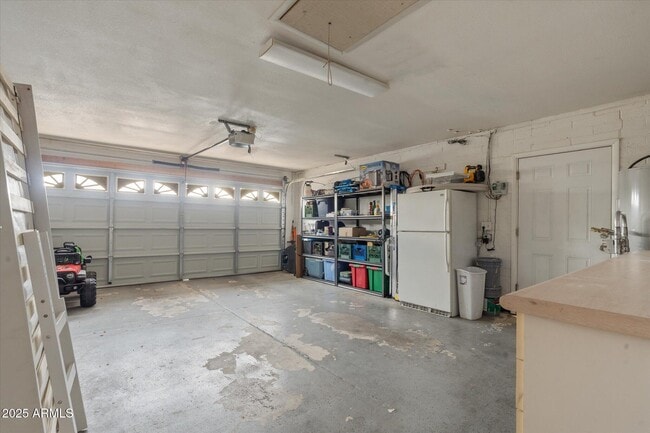 Building Photo - 3150 S Revere Cir