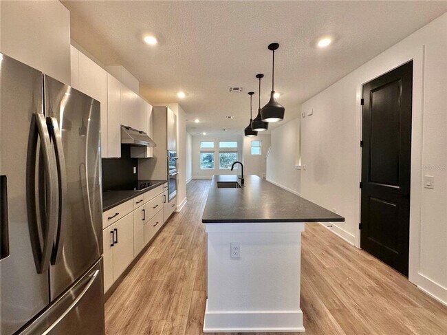 Building Photo - 12452 Koshiba Alley