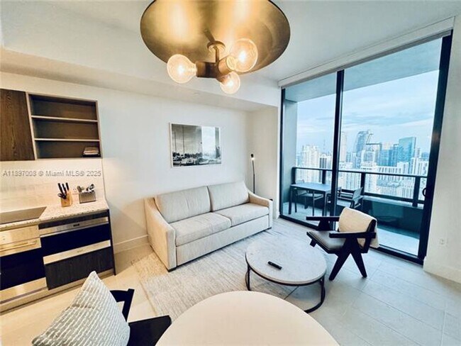 Building Photo - 159 NE 6th St