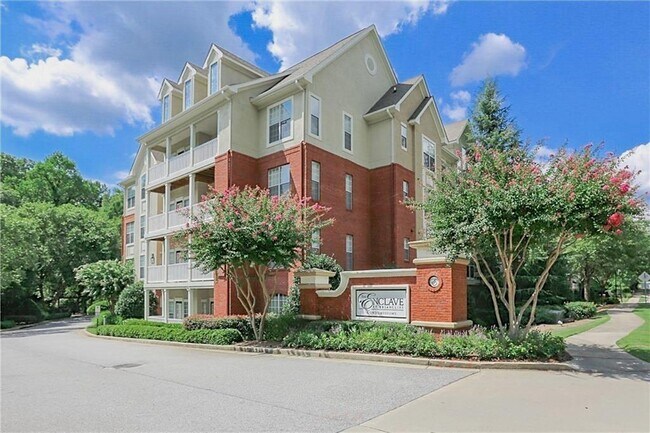 Building Photo - 1106 Westchester Ridge NE