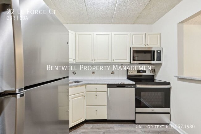 Building Photo - 22 Le Forge Ct