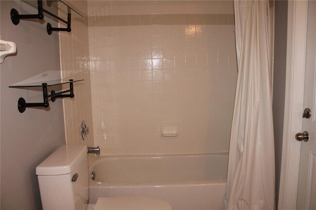 Building Photo - 1507 Lantana Ct