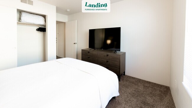 Building Photo - 10600 Cibola Loop NW