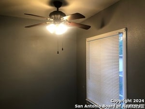 Building Photo - 215 Edna