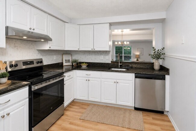 Building Photo - 508 Palmspring Dr