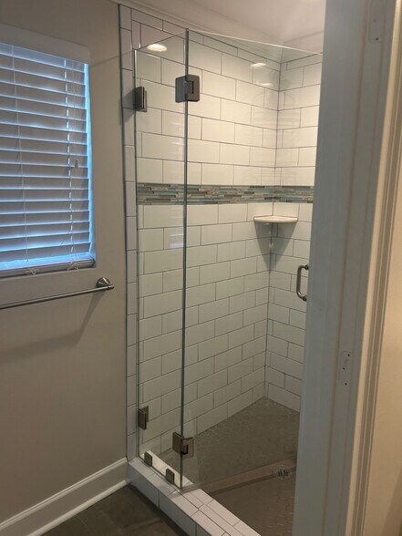 Building Photo - 3213 Bannon Dr