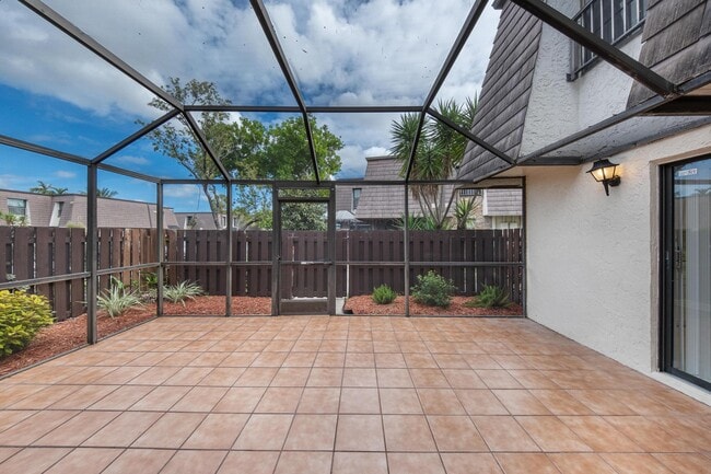 Building Photo - 2508 NW 99th Ave