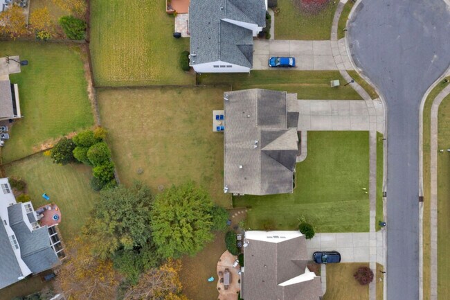 Building Photo - 10614 Moberly Ct