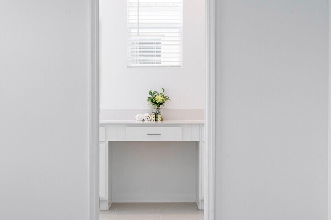 Building Photo - 3 Bedrrom 2 bathroom + Office-Brand-New Luxury Living in Rivington – DeBary, FL