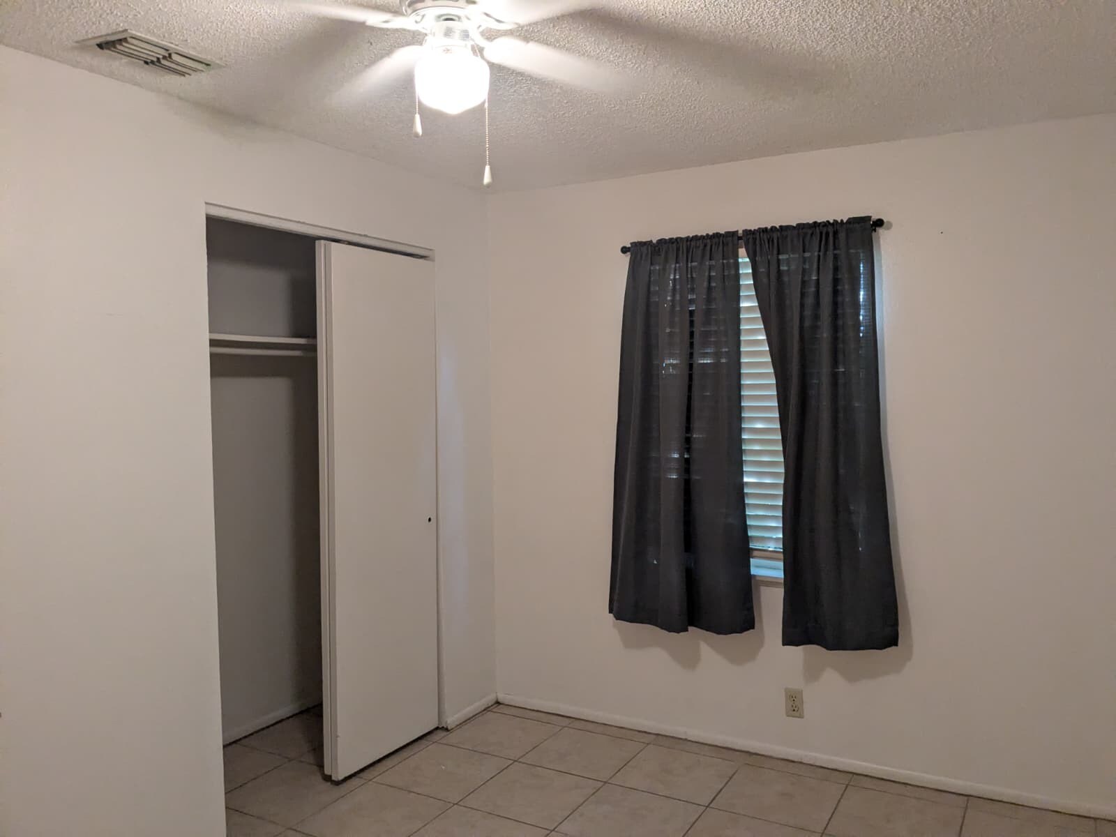 Building Photo - 5663 Struthers Ct