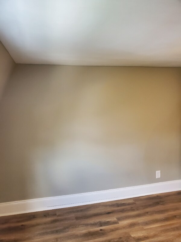Building Photo - 803 Brooks Ln